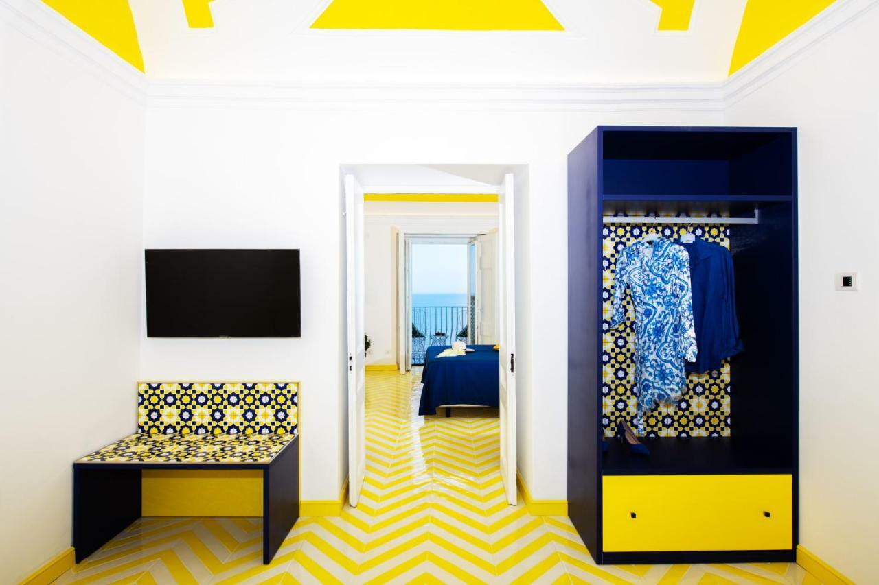 Imperati Suites By Alcione Residence Positano Bagian luar foto