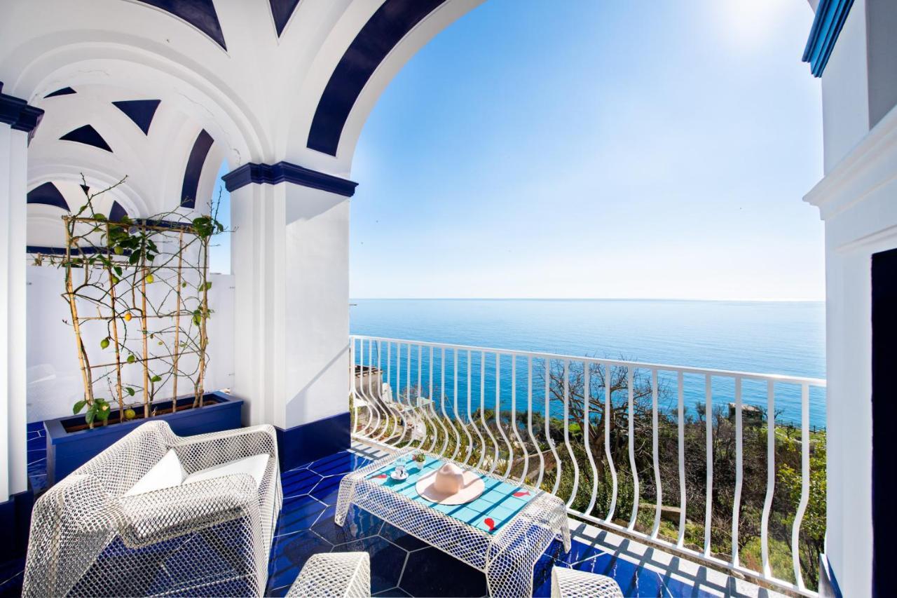 Imperati Suites By Alcione Residence Positano Bagian luar foto